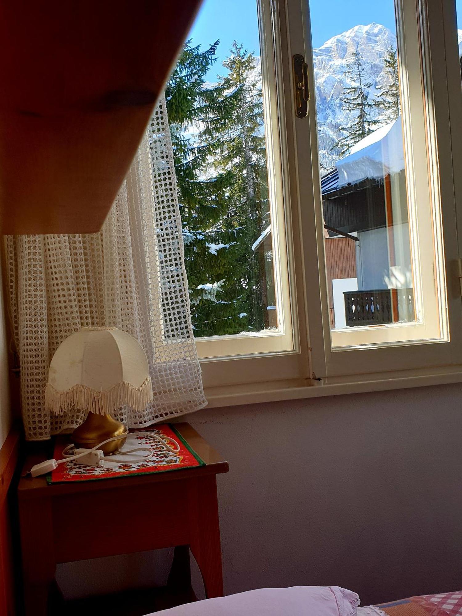 Luminoso Ed Accogliente, Centralissimo Appartamento Indipendente Cortina d'Ampezzo Luaran gambar