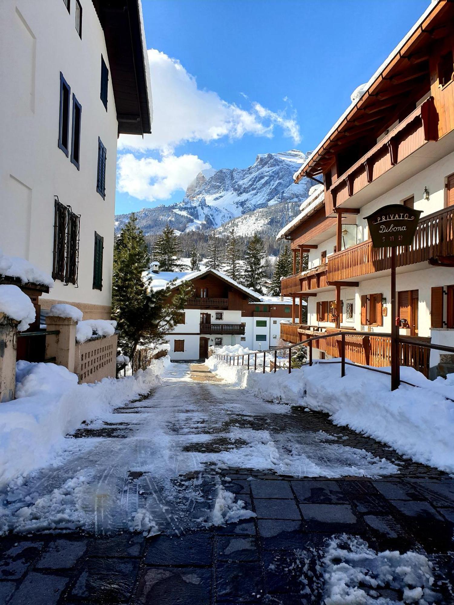 Luminoso Ed Accogliente, Centralissimo Appartamento Indipendente Cortina d'Ampezzo Luaran gambar