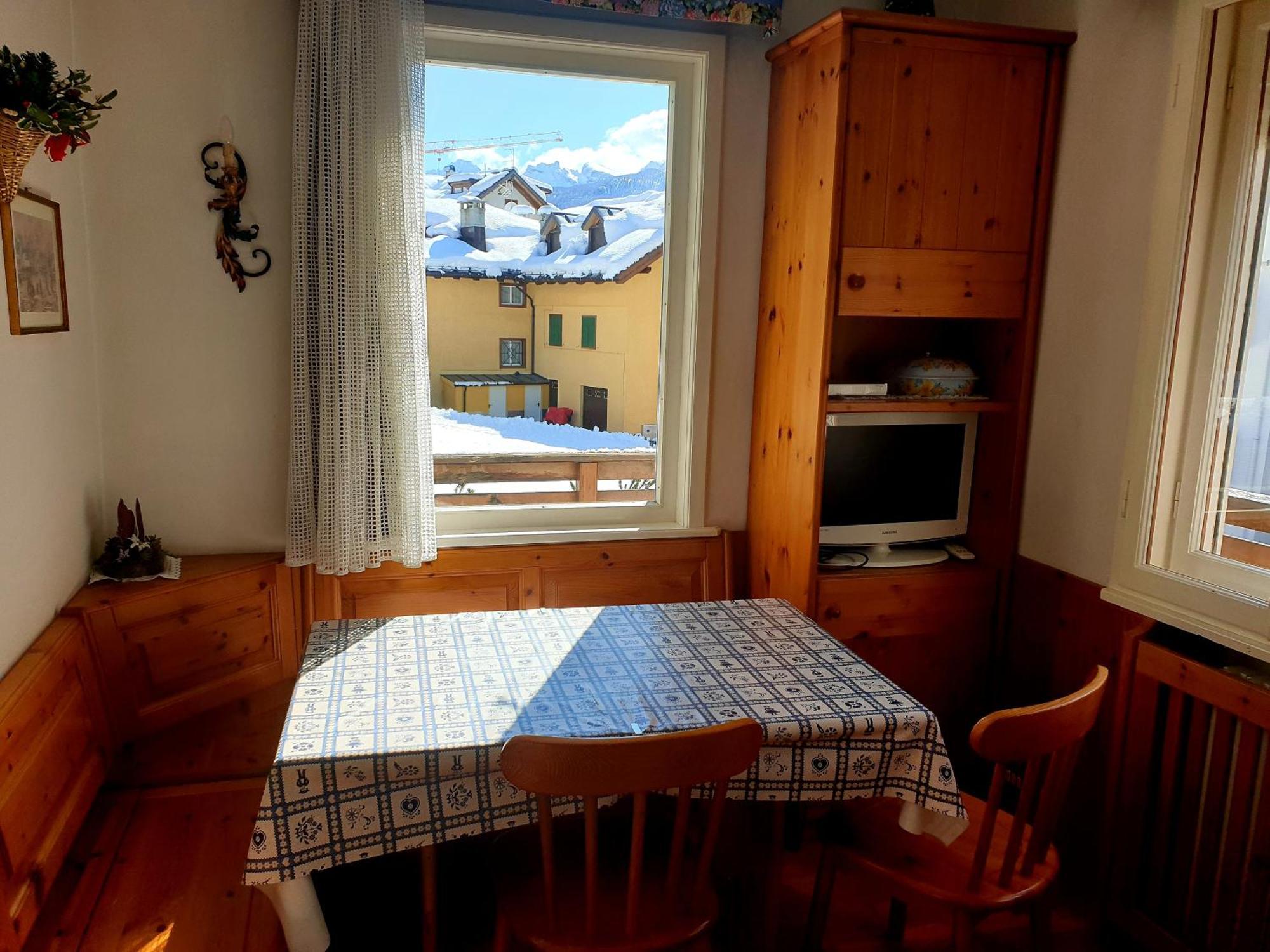 Luminoso Ed Accogliente, Centralissimo Appartamento Indipendente Cortina d'Ampezzo Luaran gambar